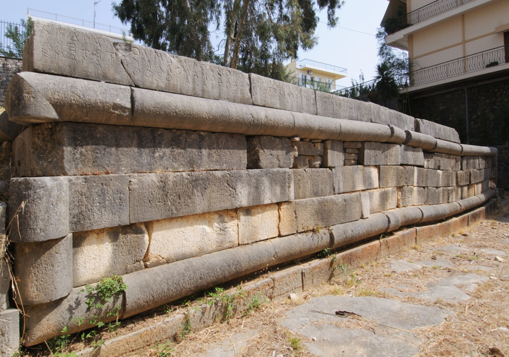 Άποψη της ενεπίγραφης όψης του Πολυάνδριου