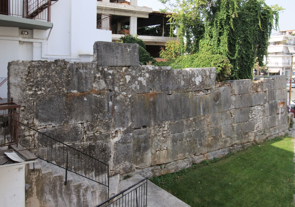 Τμήμα της επιβλητικής οχύρωσης (θέση 1β)